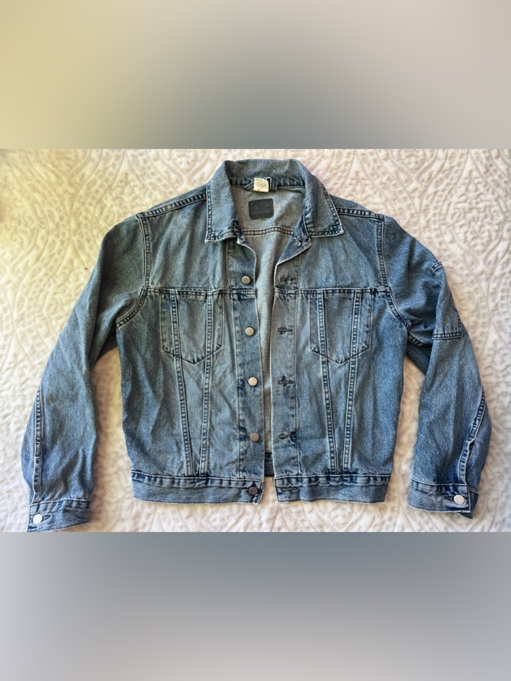 Levi’s Silver Tab Women’s Classic Medium Wash Denim Jacket | Size M